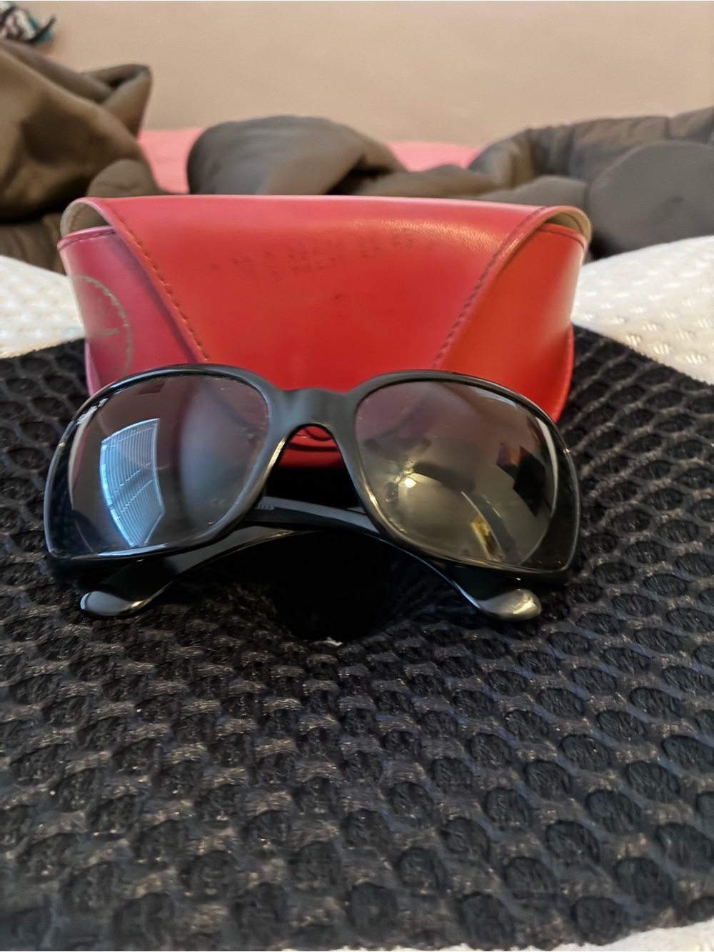 Ray-Ban Black Sunglasses with Red Case